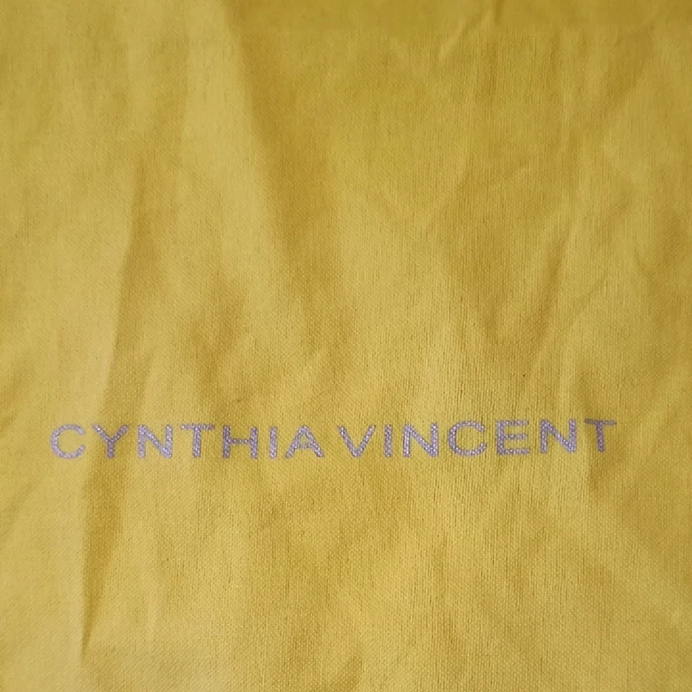 NWOT Black Leather Cynthia Vincent Ankle Boots with Dust Cover - Picture 15 of 15